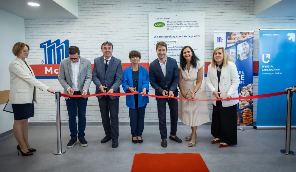 Fotografia eventowa – uroczyste przecięcie wstęgi