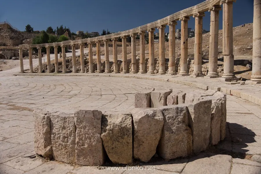 Plener fotograficzny w Jordanii – kolumnada w Jerash